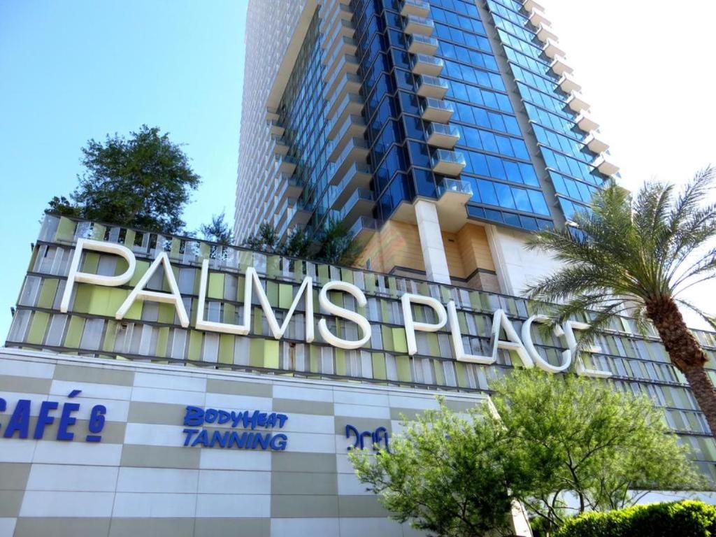 Strip View Condos At Palms Place